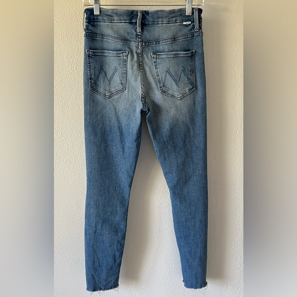 MOTHER High Waisted Looker Ankle FrayWomen's  Blue Jeans Au Revoir Size 27 - Picture 4 of 13